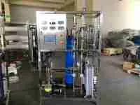 Water Treatment Equipment Groundwater Well Water Reverse Osmosis Machinery RO Filter Mineral Water Making Machine 